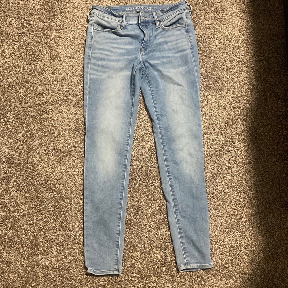 American Eagle super stretchy jeans